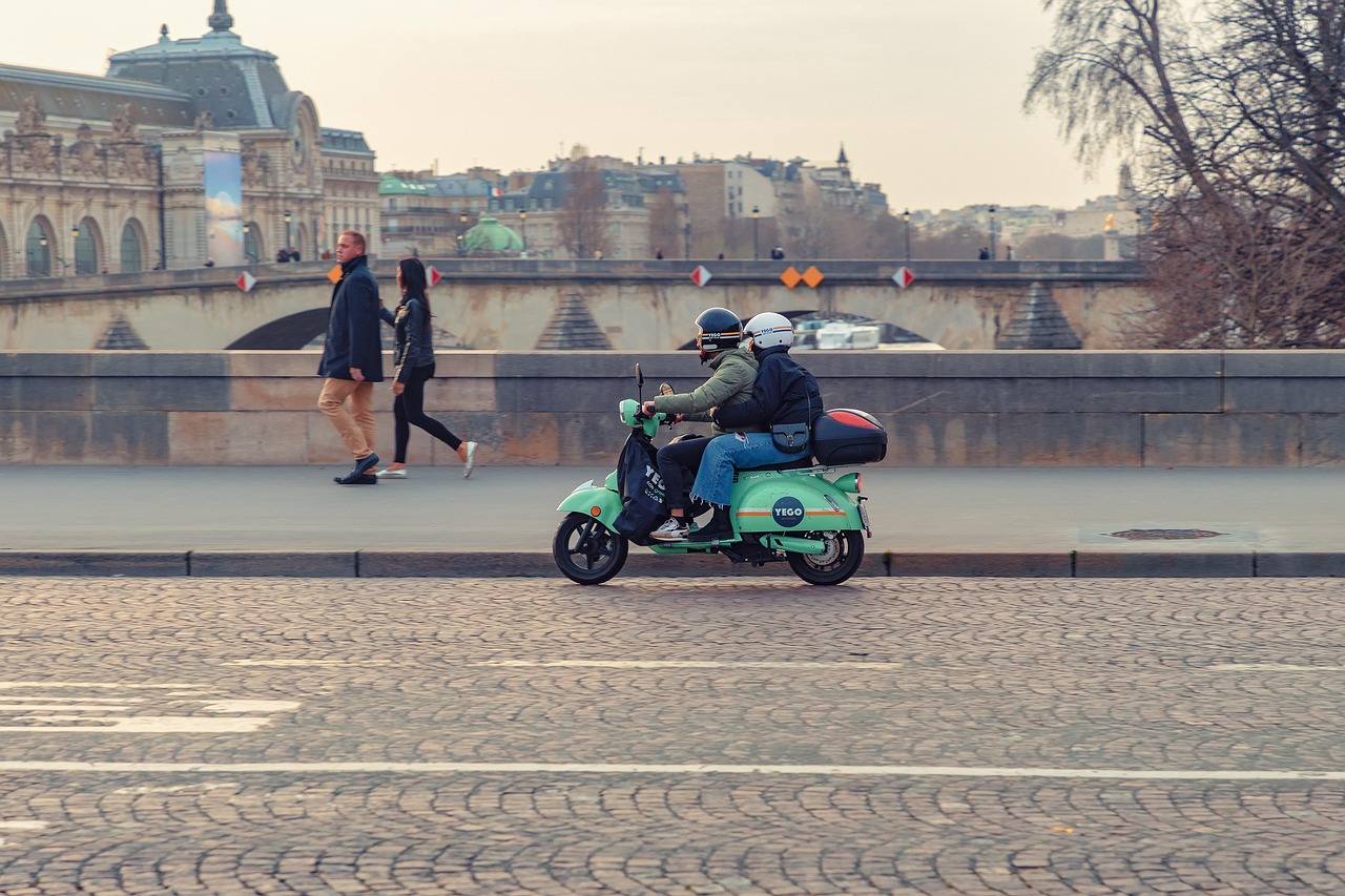 Jobs in France for multilingual professionals – Recruit4Work