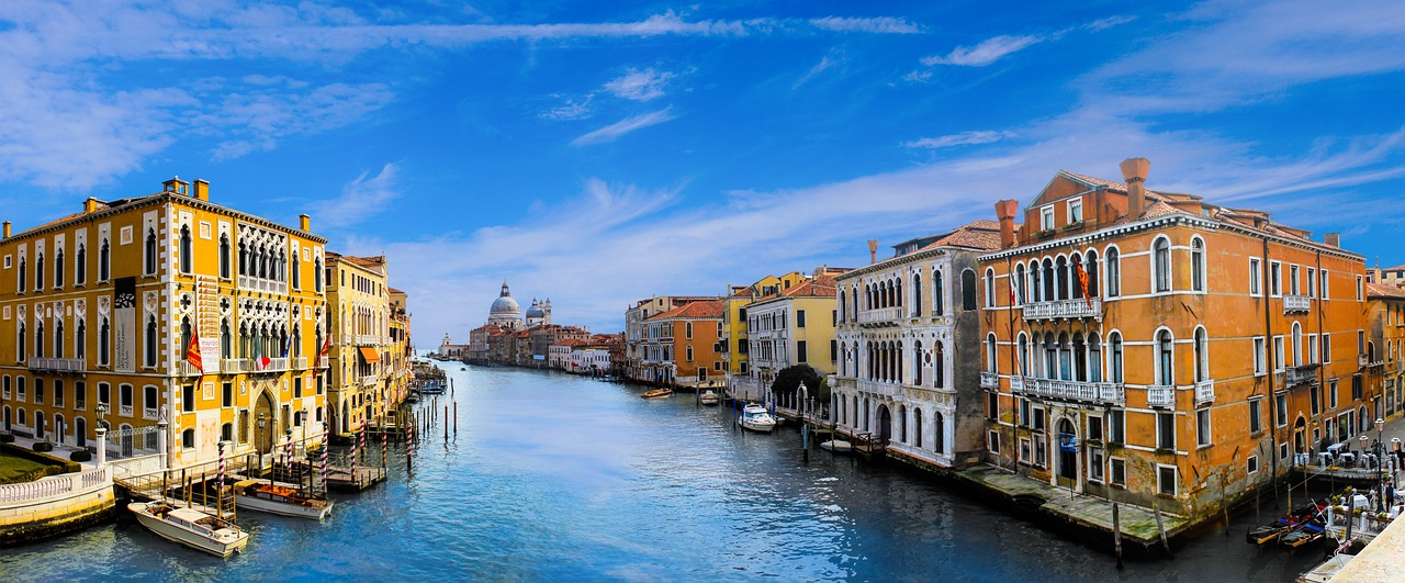 Jobs in Italy for multilingual professionals – Recruit4Work